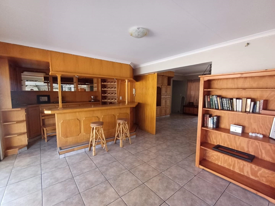 10 Bedroom Property for Sale in Noordhoek Free State